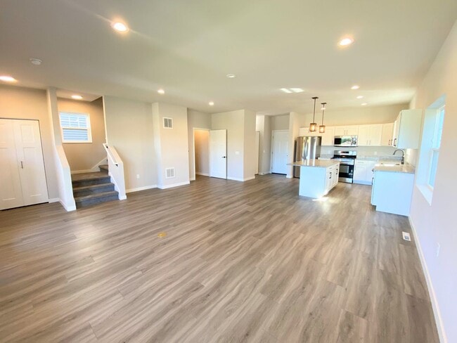 Photo - 4 bed, 3.5 Bath Single Family Home (Middleton)