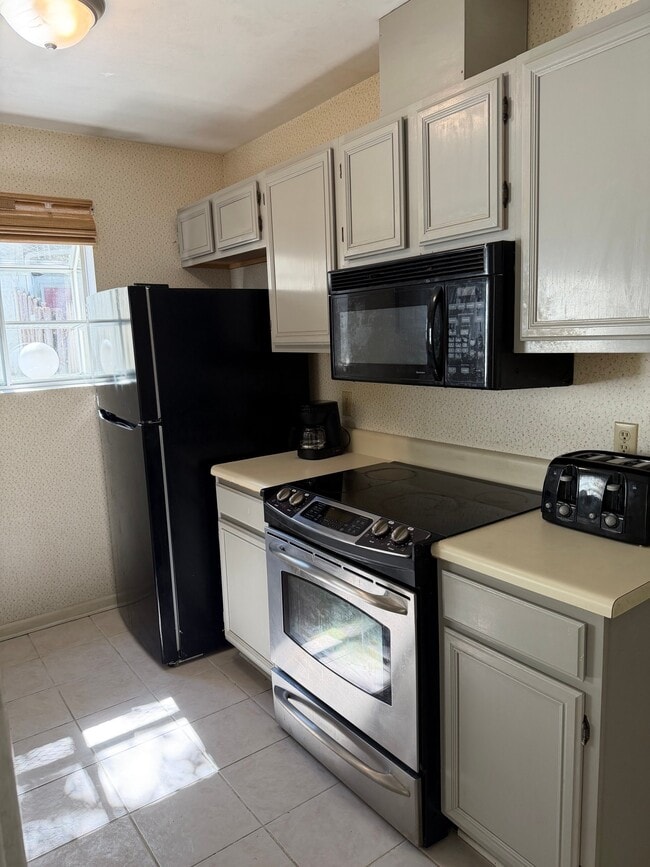 Photo - 420 Richview Park Cir E