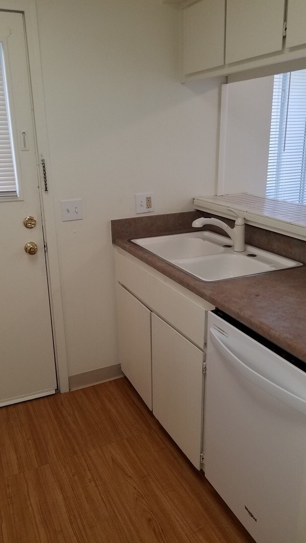 Photo - Charming 2-Bedroom Condo for Rent