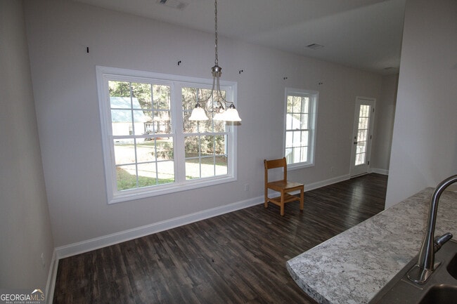 Photo - 603 N Kevin Ct