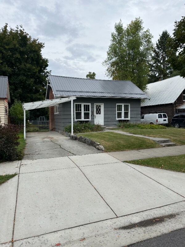 Photo - 427 Somers Ave