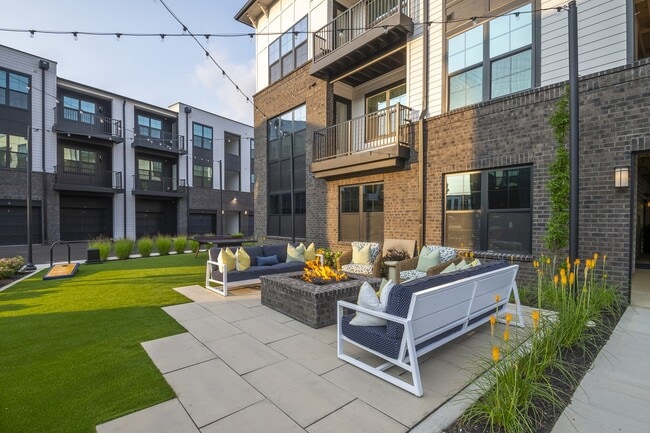 Wilshire Apartments