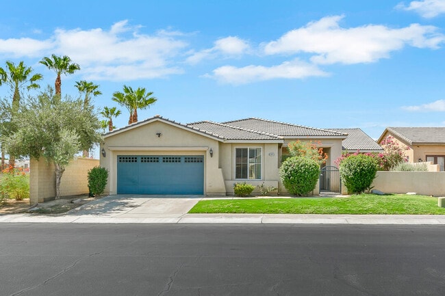 Building Photo - 81441 Avenida Gonzales