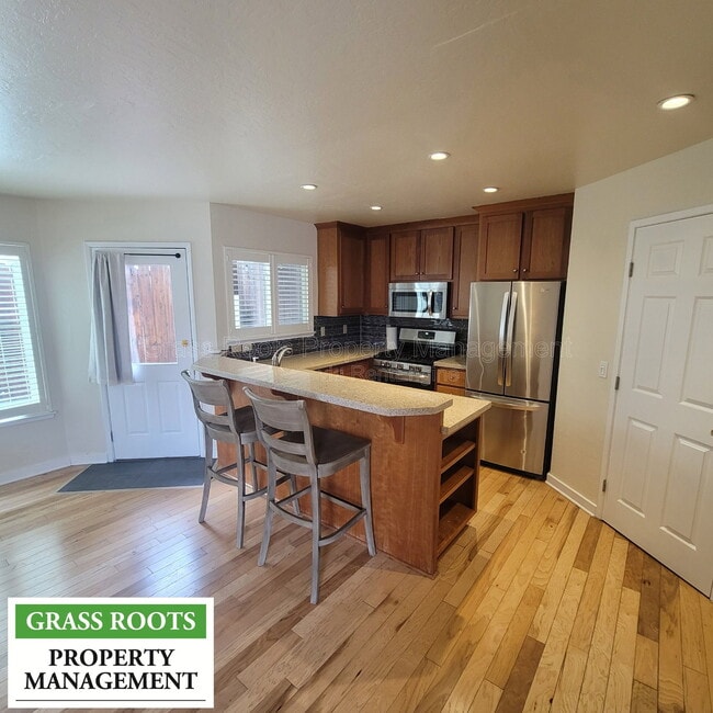 Photo - 239 Mill St Unit 14 1