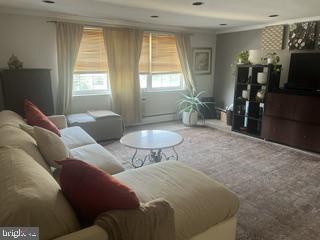 1334 Montgomery Ave Unit C2