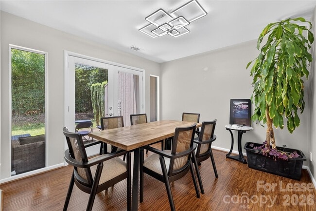 Photo - 185 Riverview Terrace