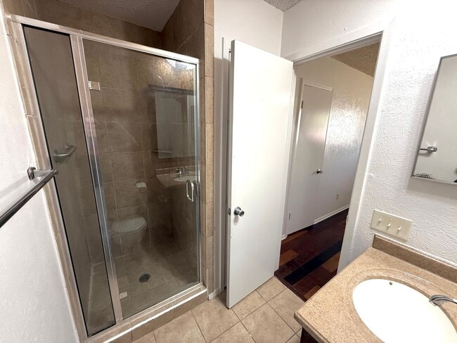 Photo - AVAILABLE NOW!!! Charming 3-bedroom, 2-bat...