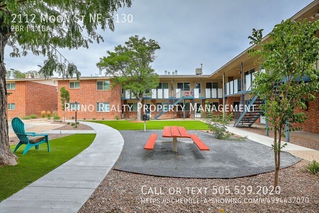 Photo - 2112 Moon St NE Unidad 130