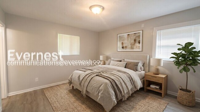 Photo - 3227 Hobart Dr NW