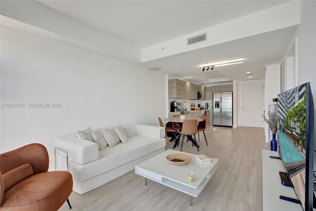 Photo - 121 NE 34th St Unit 2310