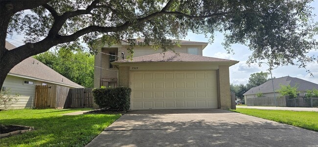 Photo - 7929 Comal St Casa