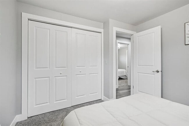 Photo - 9300 Grove St