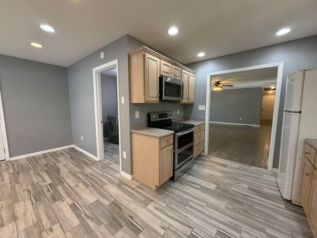 Photo - Lovely 3 Bedroom, 2 Bath House with 2-Car Garage in Athens, GA