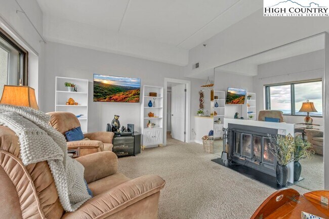 Photo - 303 Sugar Top Dr Unidad 8-1806