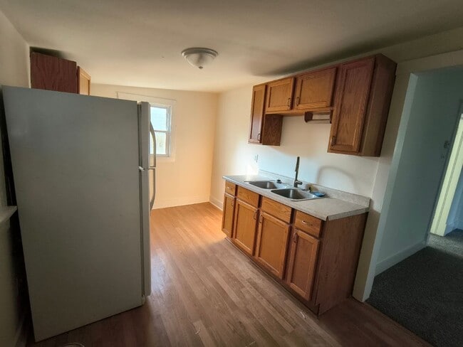 Photo - Coming soon! 2 Bed 1 Bath in Cozy Central ...