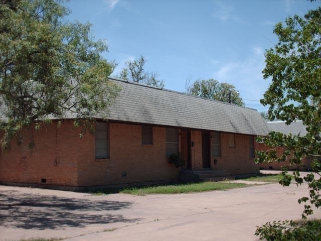 Photo - 243 Merchant St