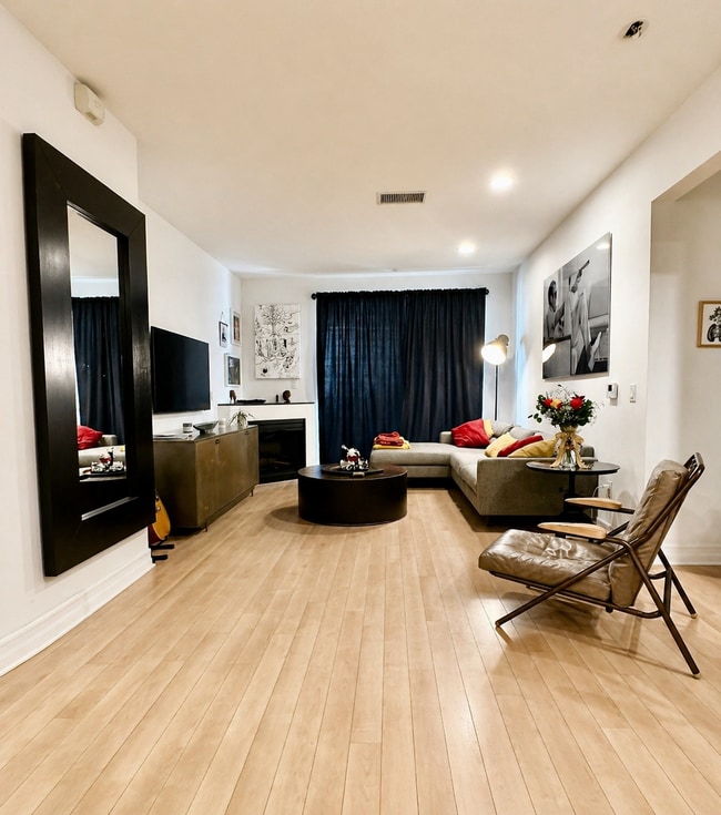 Building Photo - 1225 Island Ave Unit 313