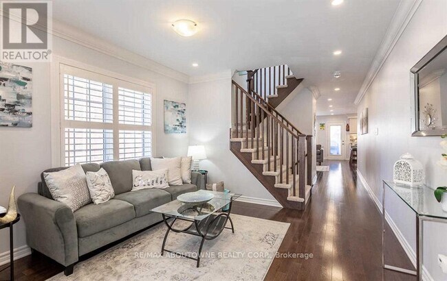 Photo - 62 Quillberry Cl