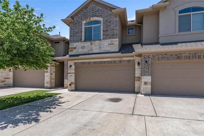2880 Donnell Dr Unidad 2003
