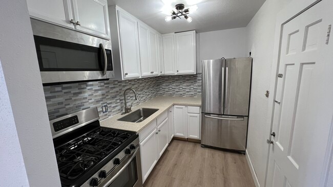 Photo - 3821 Woodleigh St Condo Unit 3