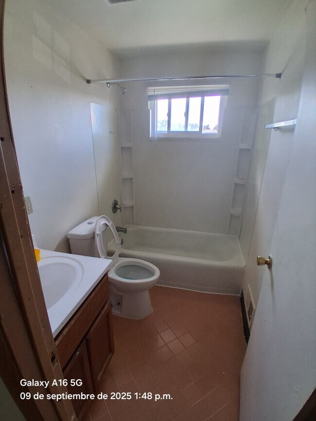 9000 W Carmen Ave Unit 3