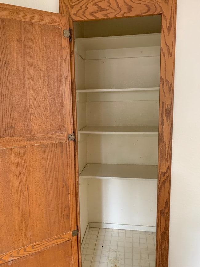 Photo - 942 Ralston St