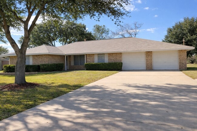 Building Photo - 21547 Binford Rd