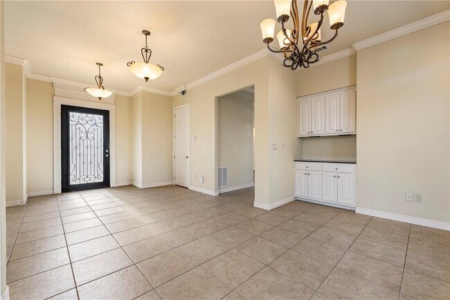 Photo - 2700 S Everest Ave