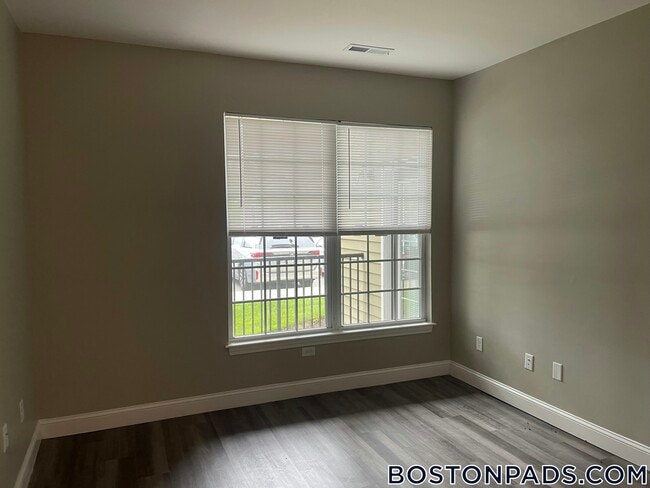 311 Lowell St Unit 2114