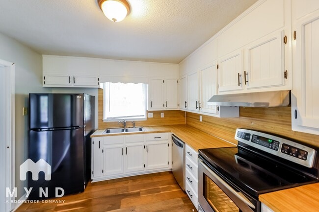 Photo - 3767 Chestnut Ridge Ln