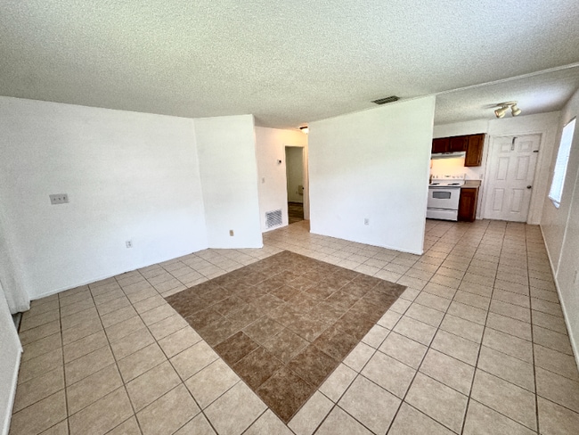 Photo - 922-924 Hagle Park Rd Unidad 924