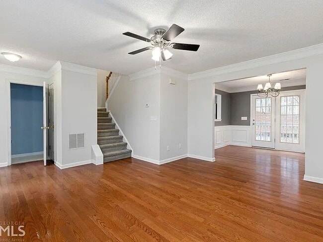 Photo - 2785 Northgate Way NW