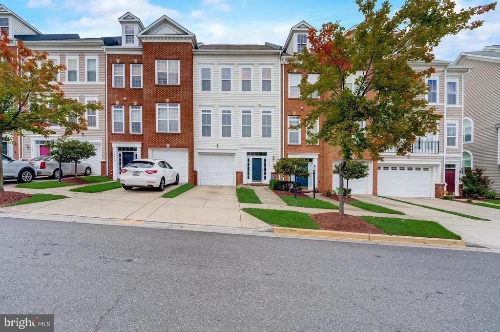 Photo - 5408 Hartfield Ave Townhome