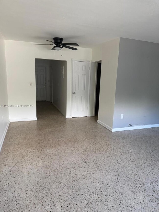 Photo - 1940 NE 167th St Unit 3