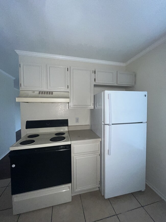 1604 Benttree Dr Unit A