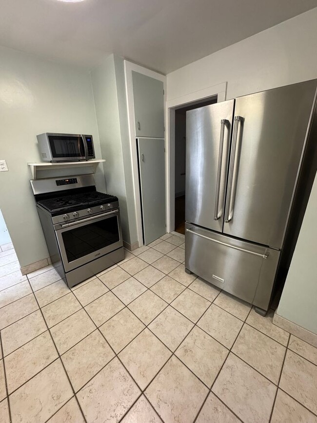 Photo - Nice 3 bedroom Single Family Home for Rent in Millcreek!