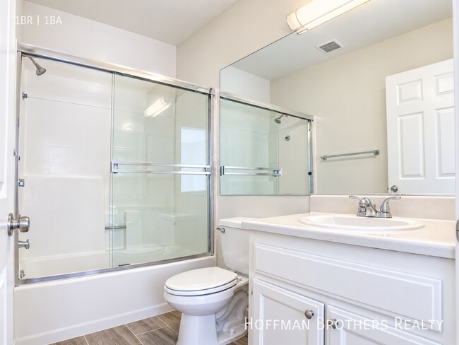 3631 Watseka Ave Unit 105