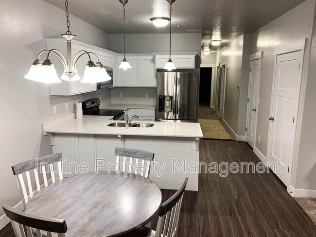 Photo - 3795 W 2280 N