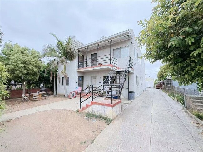 Building Photo - 709 Harding Ave Unit 1/2-1/2 Rental