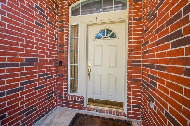 Photo - 18714 Flagstone Creek Rd