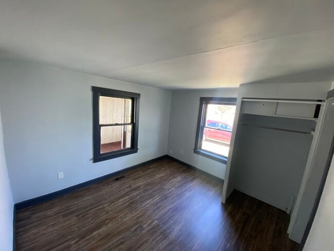 Photo - 219 Edwards St