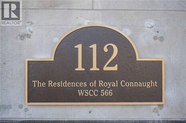 Photo - 112 King St E