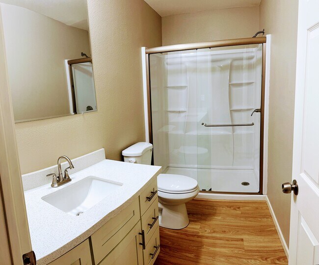 Photo - 3776 Laddell Ave