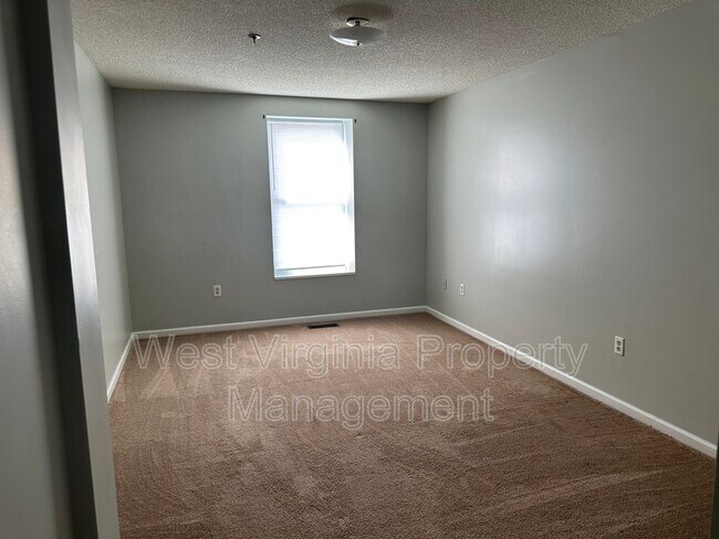 Photo - 104 N 8th St Unit 204