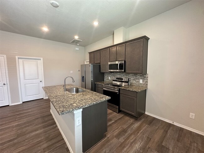 Photo - 15063 Arrowhead Loop E