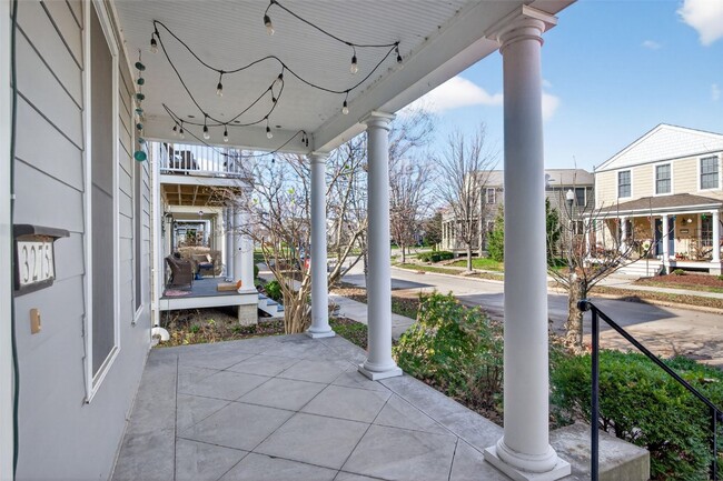 Photo - 3275 Simeon Bunker St