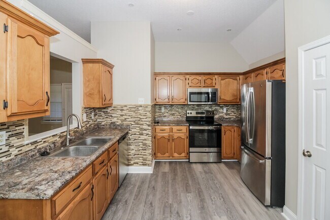 Photo - 8457 Regal Bend Dr