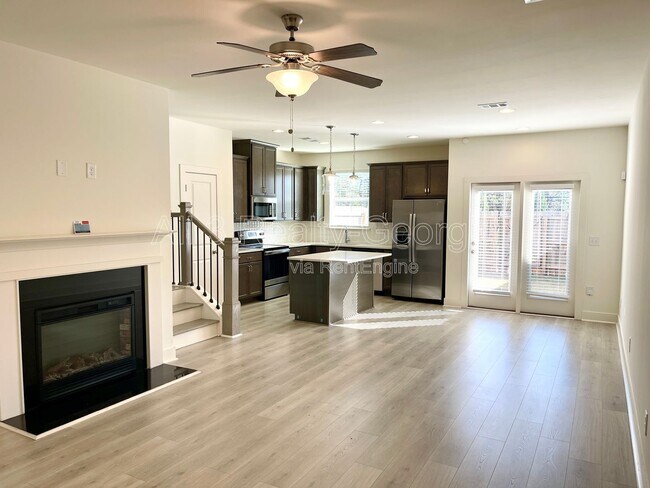 Photo - 5859 Greystone Dr