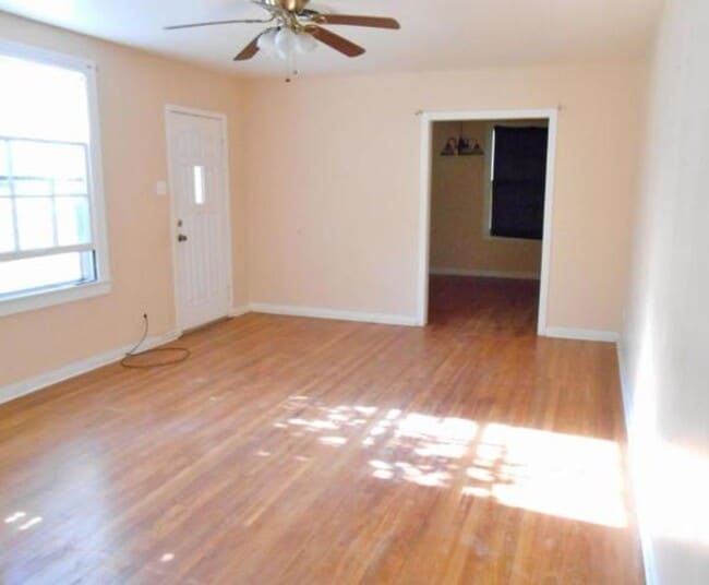 Photo - 1107 John Paul Jones Ave