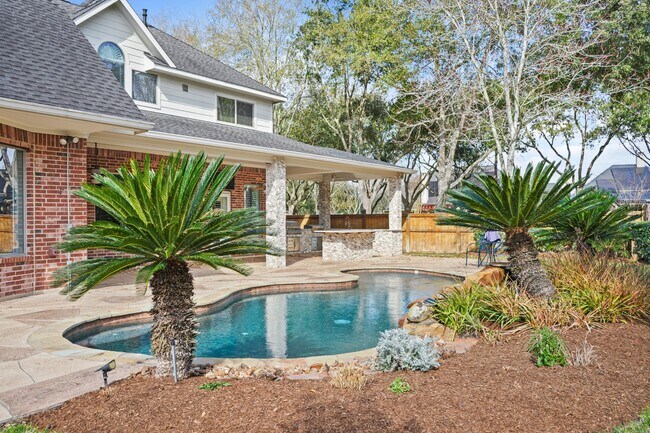 Photo - 6403 Middlelake Ct